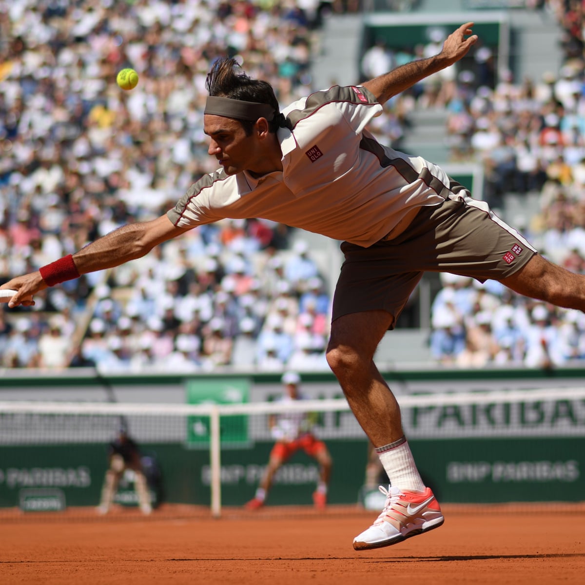 French Open Roger Federer Catches Fire While Rafael Nadal Survives Stutter Sport The Guardian