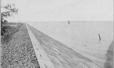 The Jamestown seawall built by the army corps of engineers in 1901.