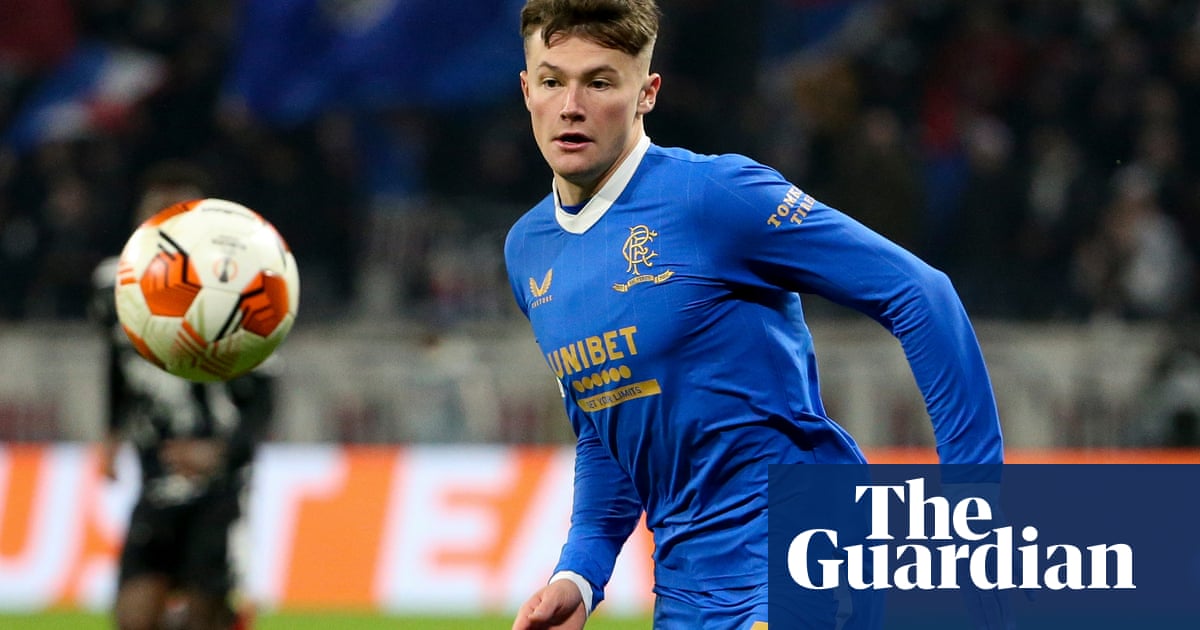 Everton close to signing Rangers right-back Nathan Patterson for initial £12m