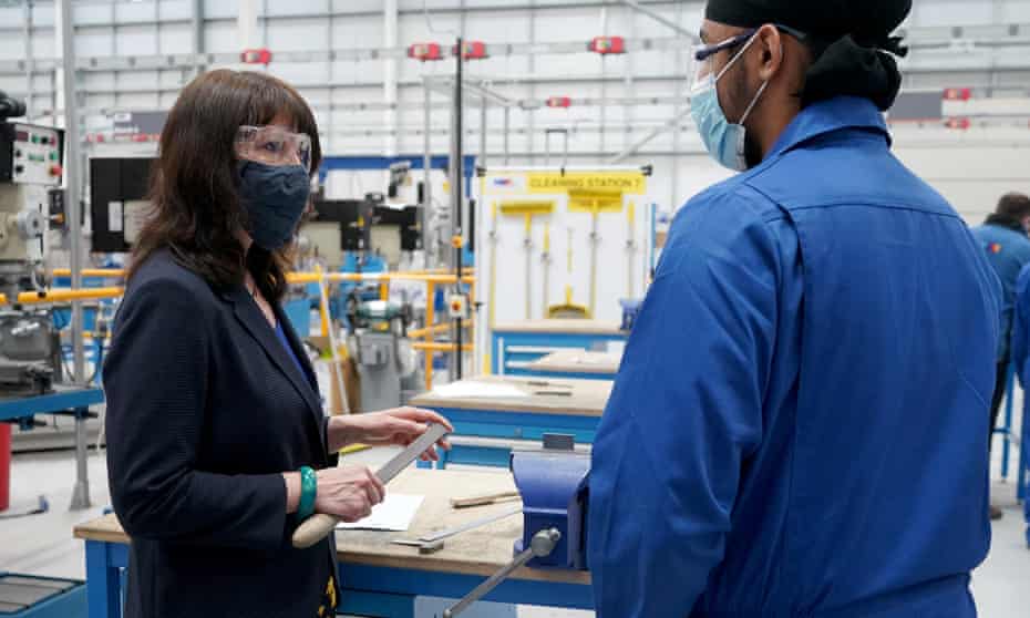 The shadow chancellor, Rachel Reeves, visits the Make UK technology hub in Birmingham