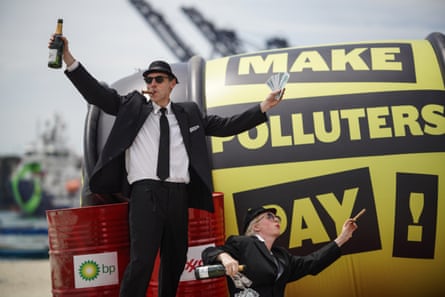 ‘Make polluters pay!’