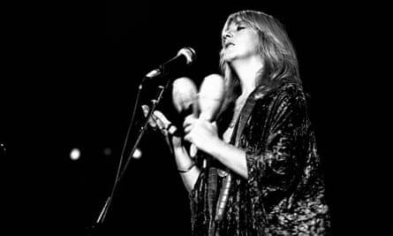 Christine McVie performing with Fleetwood Mac in Atlanta, 1977.