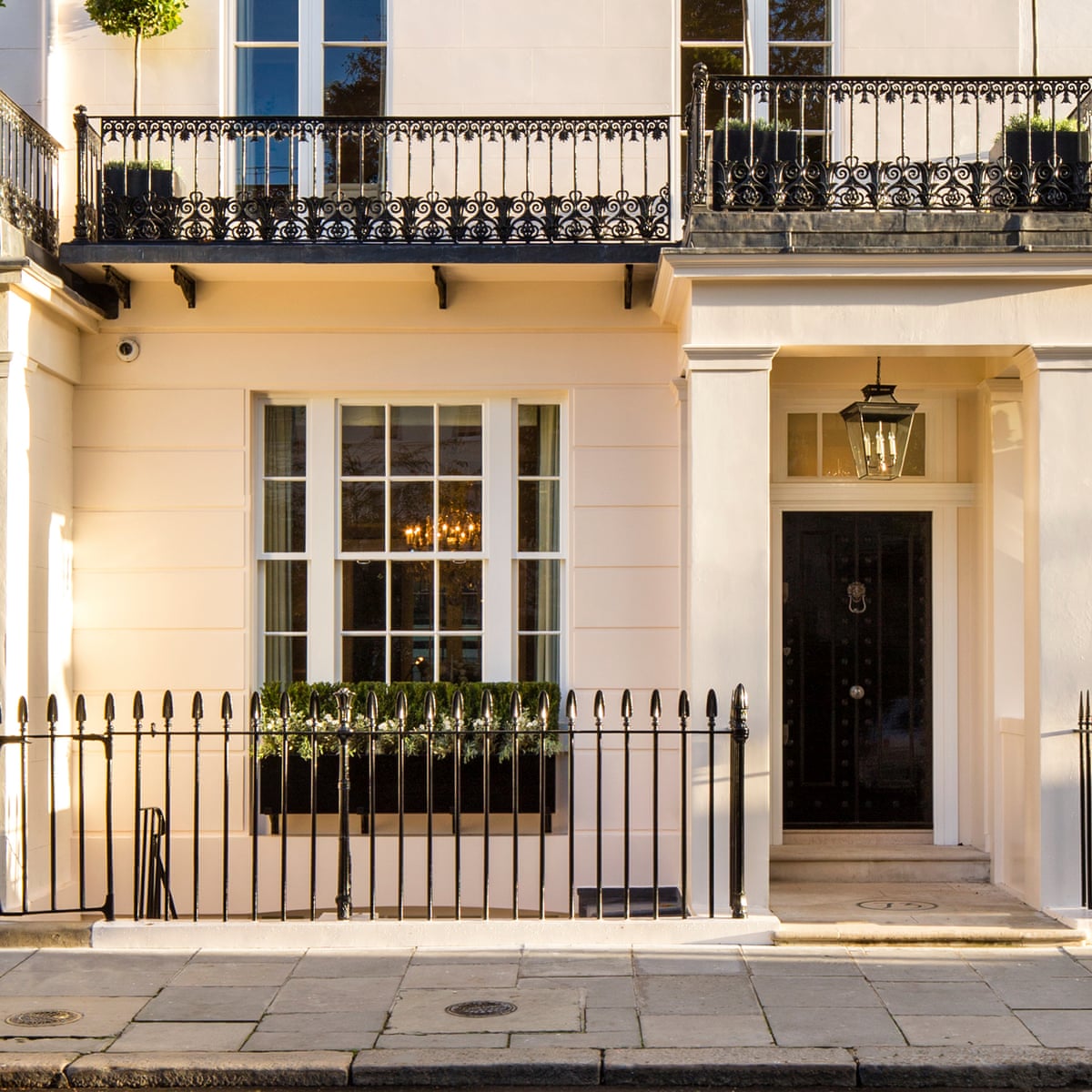 Surreal Estate Inside Margaret Thatcher S Chester Square Retreat Money The Guardian