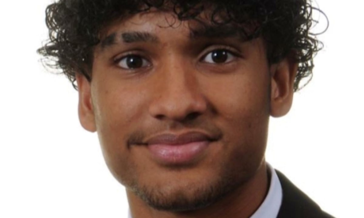 nude teen 16yo boy Golden boy', 16, killed himself after being blackmailed over nude photos | UK news | The Guardian