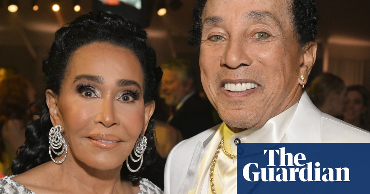 Smokey Robinson denies four housekeepers' allegations of sexual assault