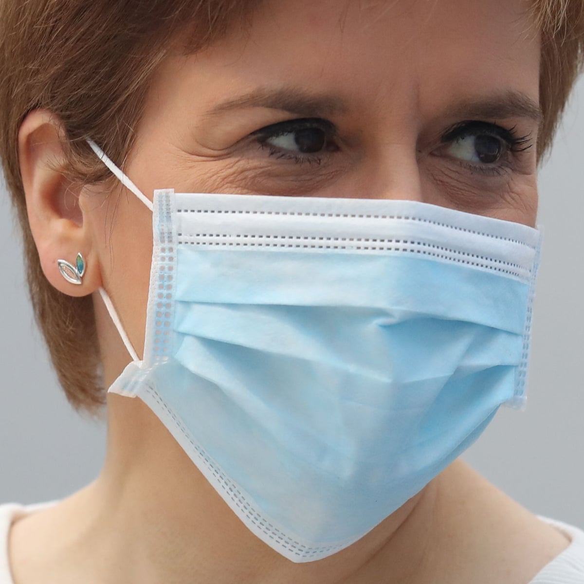 Statistics Chief Rebukes Sturgeon Claim Covid 19 Five Times Lower In Scotland Than England World News The Guardian