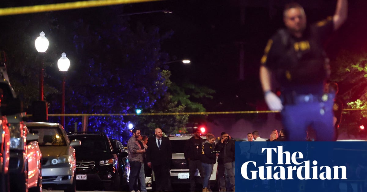 Two Israeli embassy staff shot dead near Washington DC Jewish museum