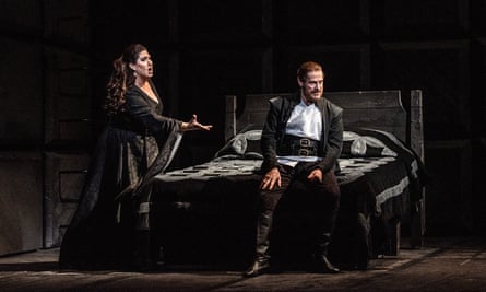 Verdi takes dramatic licence ... Anna Pirozzi as Lady Macbeth and Simon Keenlyside as Macbeth.