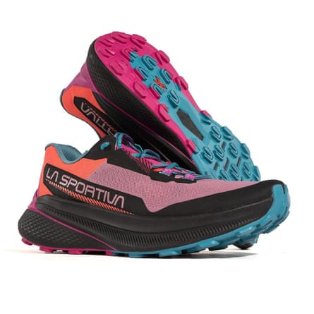 REI の La Sportiva フットウェアの製品写真