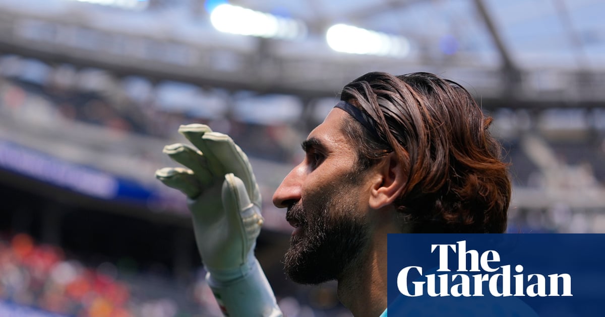 Past and present World Cups collide as Beiranvand first gives Iran inspiration, then hope | Alexander Abnos