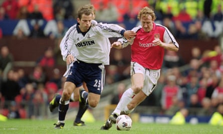 Stephen Clemence battles with Ray Parlour during Tottenham’s defeat by Arsenal in the 2001 FA Cup semi-final at Old Trafford.