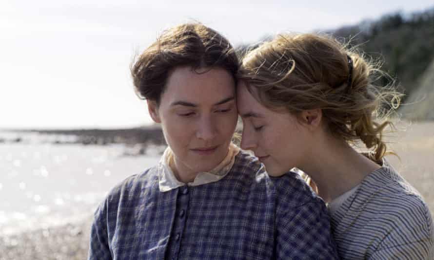 Fossil hunters … Kate Winslet and Saoirse Ronan.