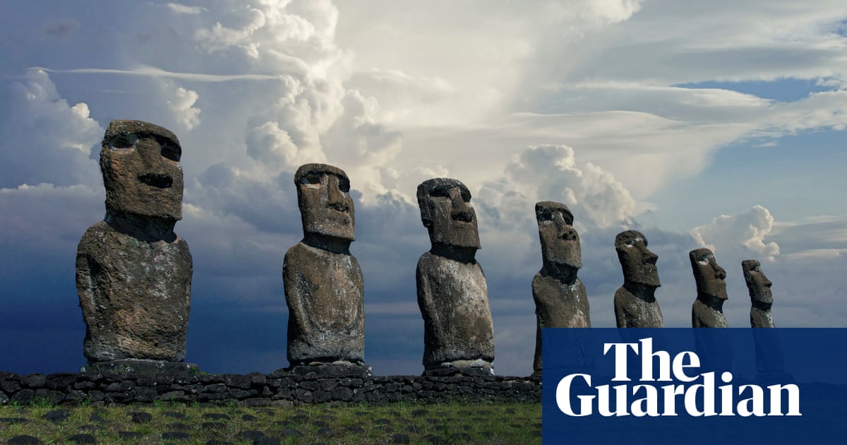 Easter Island: anger after truck crashes into 'sacred' stone statue