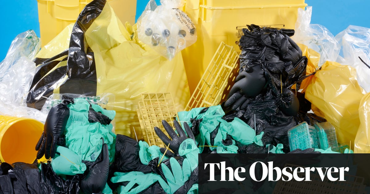 Can laboratories curb their addiction to plastic? - The Guardian