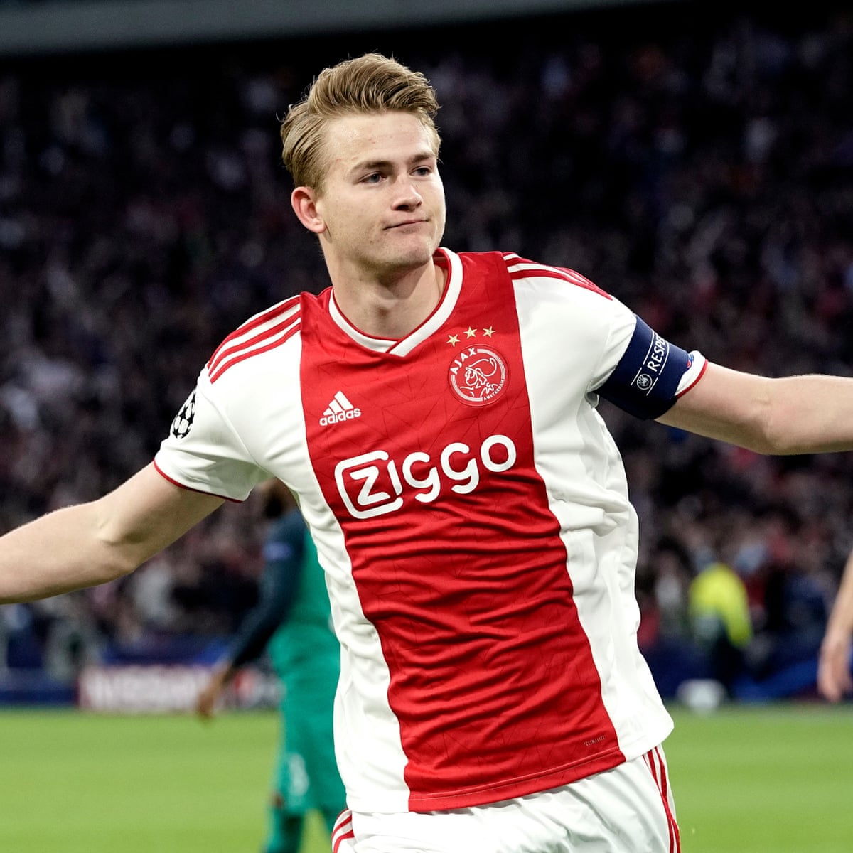 Matthijs De Ligt Considers Options After 340 000 A Week Offer From Psg Transfer Window The Guardian