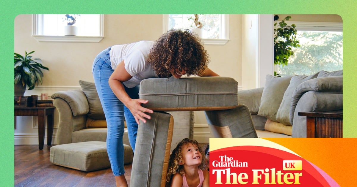 Puddlesuits, movie nights and daytime baths: how to survive rainy days with small kids