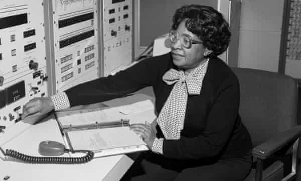 Mary Jackson a NASA Langley Kutatóközpontban 1980-ban.