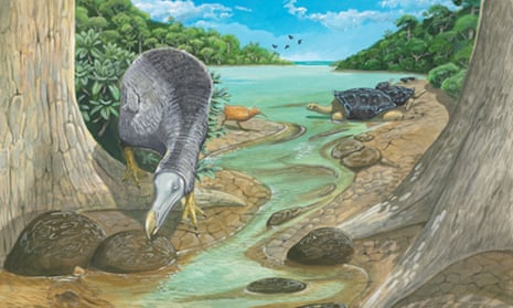 Reconstruction of the dodo in the Mare aux Songes, a place where a large number of specimens of dodo have been found.