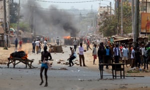 Demonstrators set barricades on fire in Kisumu, Kenya