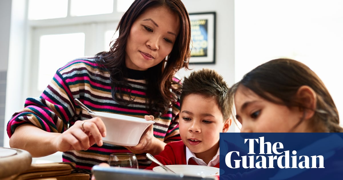 'I don't have a choice': childcare cost preventing US women from returning to work | US news | The Guardian