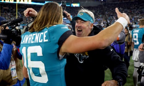 Lawrence rallies Jaguars from 27 down to beat Chargers in AFC playoffs