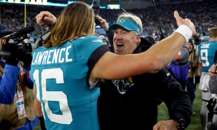 Doug Pederson et Trevor Lawrence ont aidé les Jaguars à se qualifier pour les séries éliminatoires cette saison
