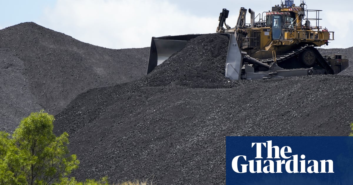 ‘Pandora’s box’: experts say Queensland’s windfall from coal royalties could set a precedent
