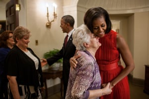 The Obamas greet the family of Specialist Leslie H. Sabo, Jr outside the Oval Office