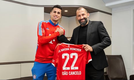 João Cancelo completes his loan move to Bayern Munich.