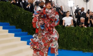 Rihanna was one of the few guests to arrive at the gala wearing Commes Des Garçons.