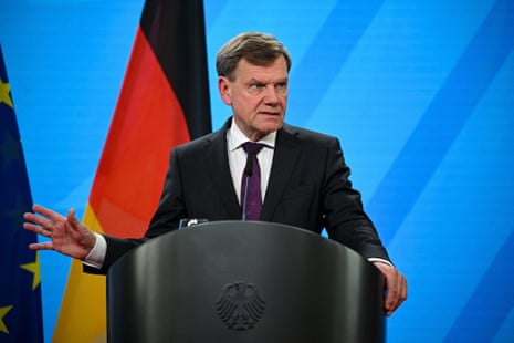 German foreign minister Johann Wadephul has said Vladimir Putin wants to continue the war in Ukraine.