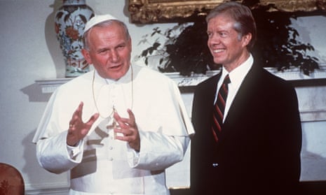 Pope John-Paul II and former US President Jimmy Carter at the White House in Washington, October 6, 1979.