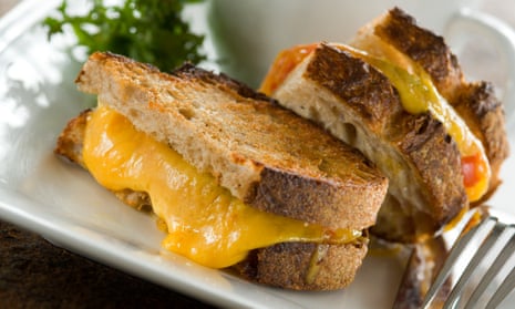 grilled cheese oozing
