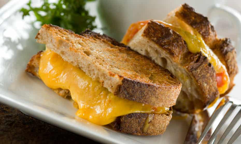 grilled cheese oozing
