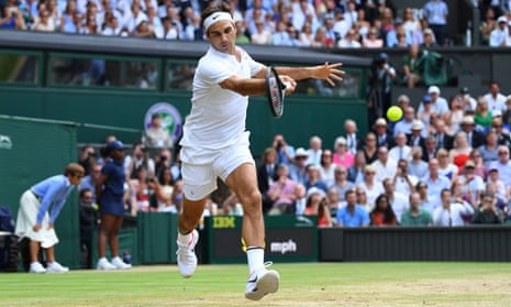 Roger Federer playing at Wimbledon in 2017