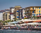 Dawn raid targets ‘umbrella cheaters’ reserving beach spots in Naples