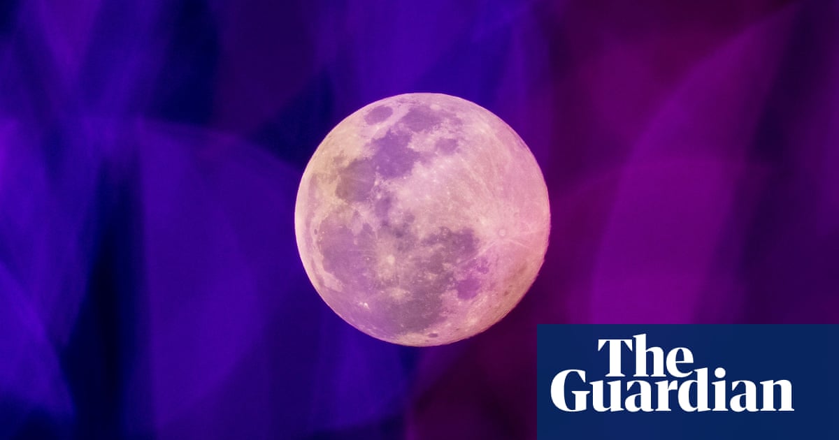 Wolf Moon In Pictures Science The Guardian Wolf Moon In Pictures Science The Guardian
