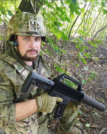 Vladlen Tatarsky in military fatigues