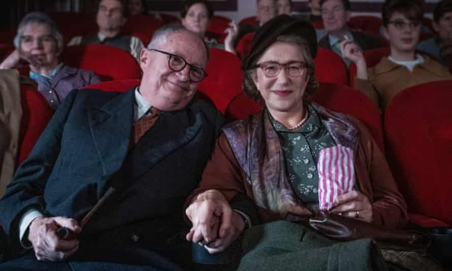 Jim Broadbent and Helen Mirren in The Duke