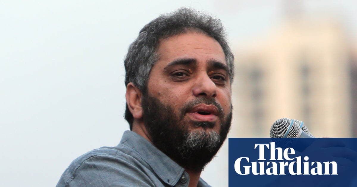 Pop star turned Islamist militant Fadel Shaker surrenders to Lebanese military after 12 years on the run