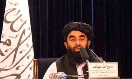Zabiullah Mujahid speaks to the press in Kabul