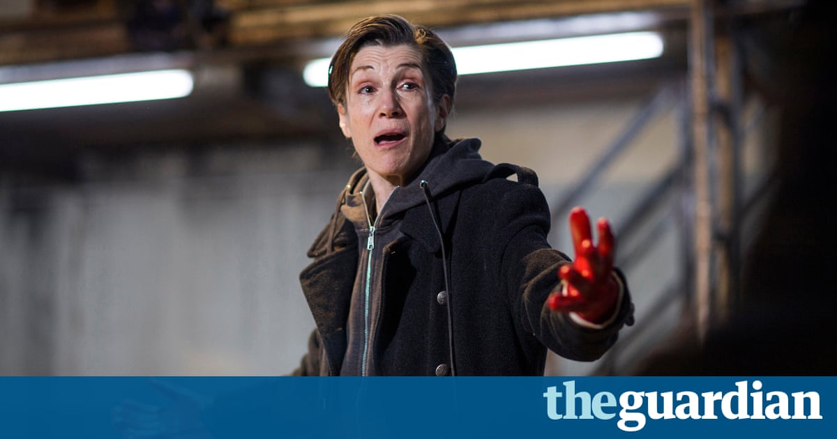 Harriet Walter: stage more plays with lead female characters