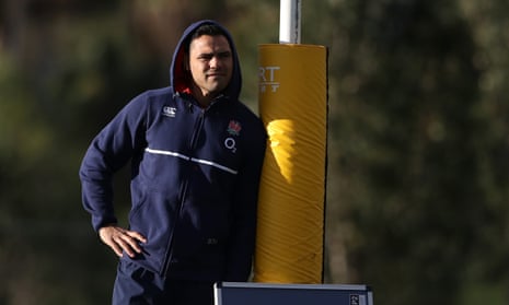 Ben Te’o looks on after missing England’s Monday training due to injury, but the centre took full part in Tuesday’s session on the Gold Coast.