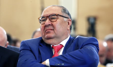 Alisher Usmanov attends a conference of a Russian business lobby in Moscow in 2016.