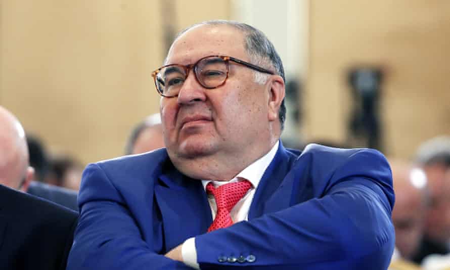 Alisher Usmanov attends a Russian business lobby conference in Moscow in 2016.
