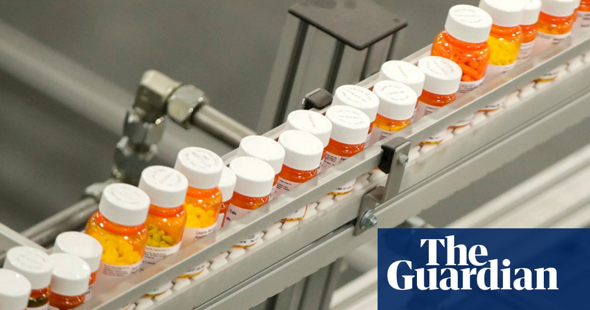 Trump signs healthcare order that includes a win for pharma companies