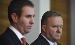 Australian Opposition Leader Anthony Albanese (R) and Shadow Treasurer Jim Chalmers at Parliament House in Canberra, 4 July 2019.