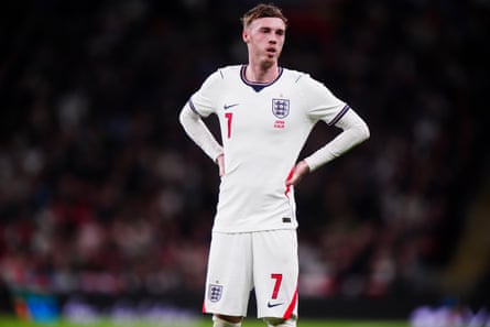 Cole Palmer playing for England