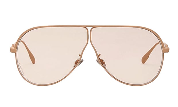 Gold-rimmed aviators