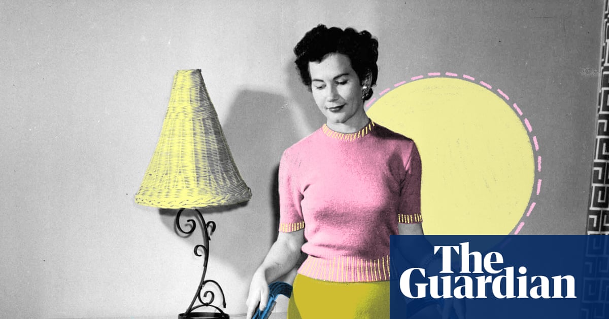Kindness of strangers: A hall-of-fame athlete helped my 94-year-old mum buy a vacuum cleaner